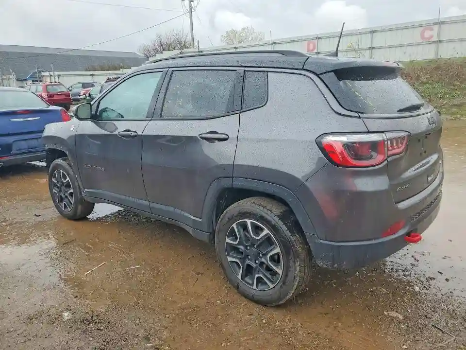 3C4NJDDB4LT239158 2020 JEEP COMPASS-1