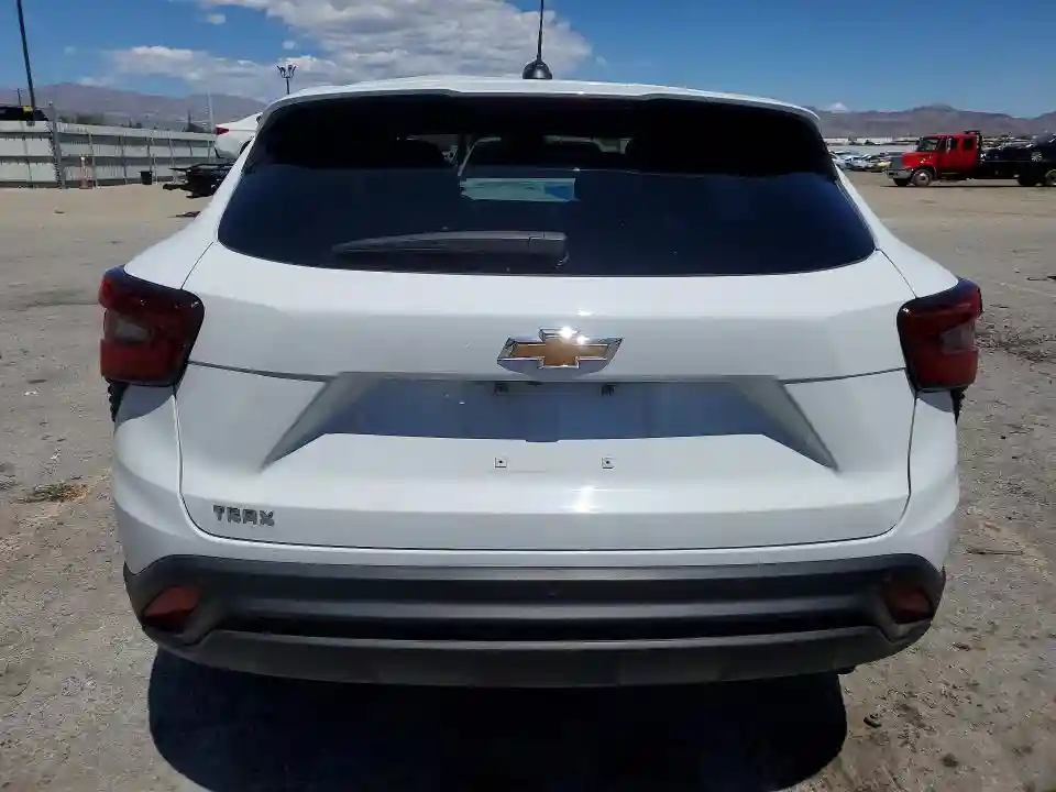 KL77LFEP5SC196577 2025 CHEVROLET TRAX-5