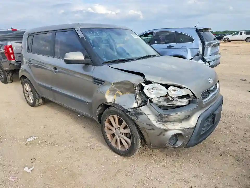 KNDJT2A64C7387433 2012 KIA SOUL-3