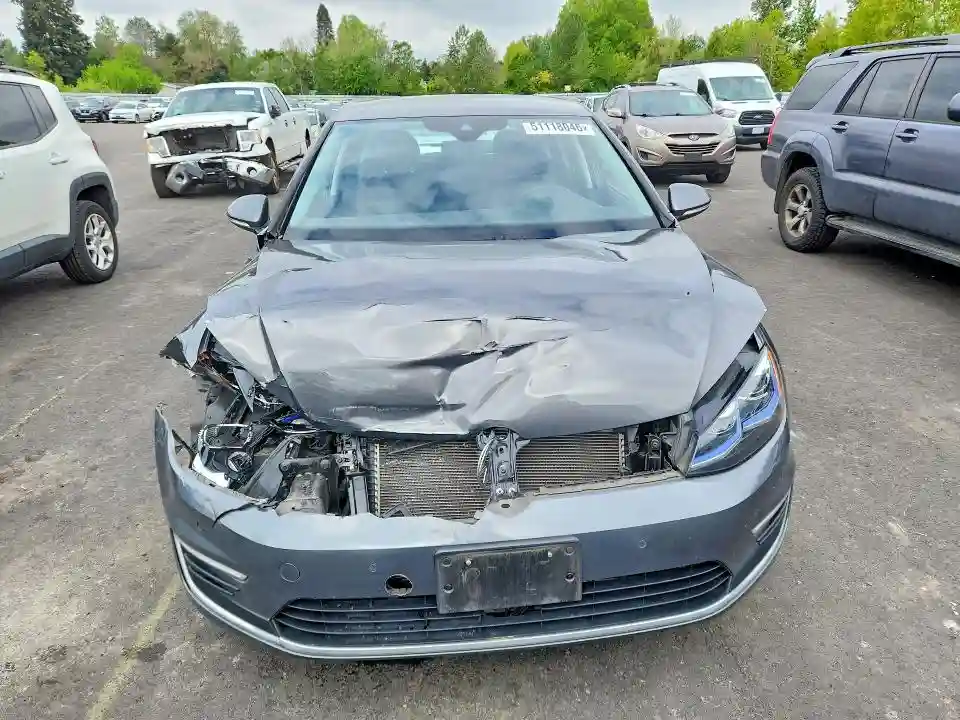 WVWPR7AU0KW909175 2019 VOLKSWAGEN GOLF-4