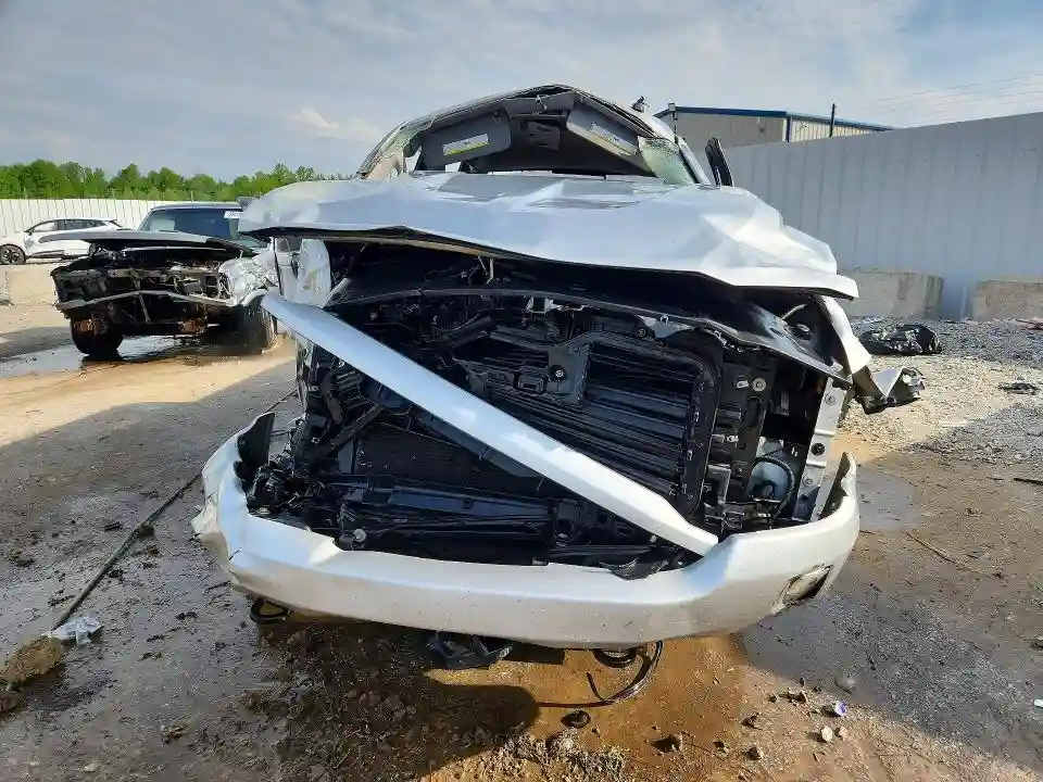 3GCUKREC9HG492974 2017 CHEVROLET SILVERADO-4