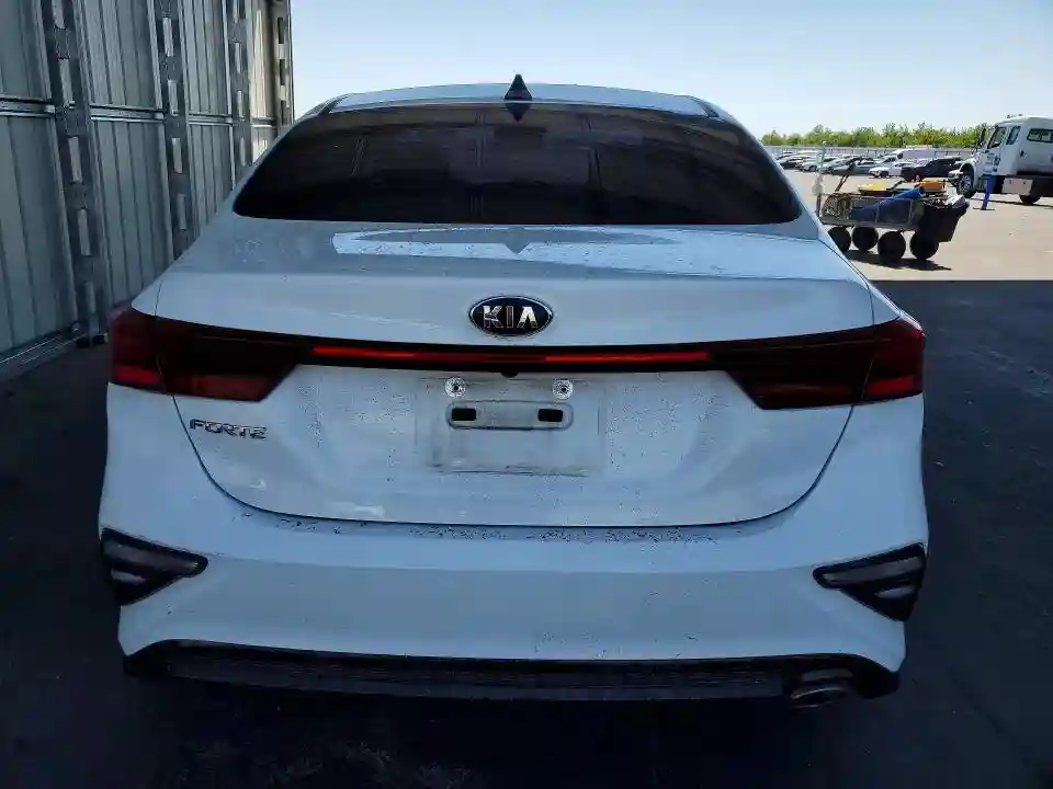 3KPF24ADXKE019520 2019 KIA FORTE-5