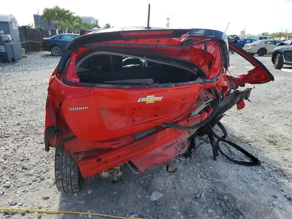KL8CB6SA2NC042152 2022 CHEVROLET SPARK-5
