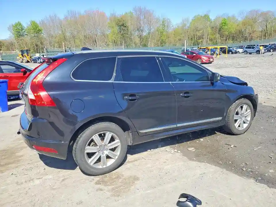 YV4902RK1G2837536 2016 VOLVO XC60-2