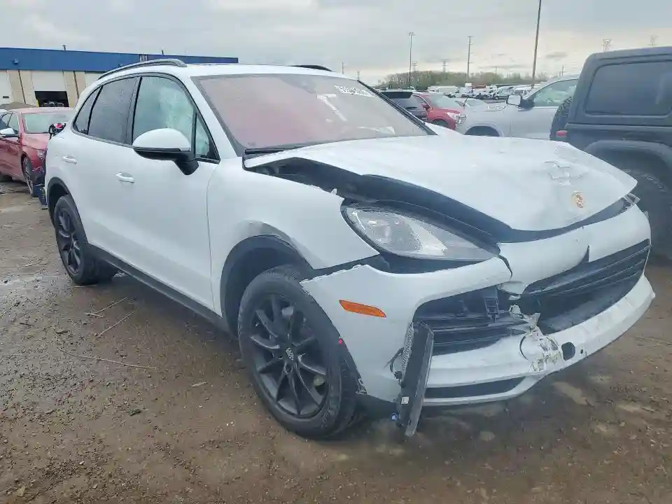 WP1AA2AY6KDA06736 2019 PORSCHE CAYENNE-3