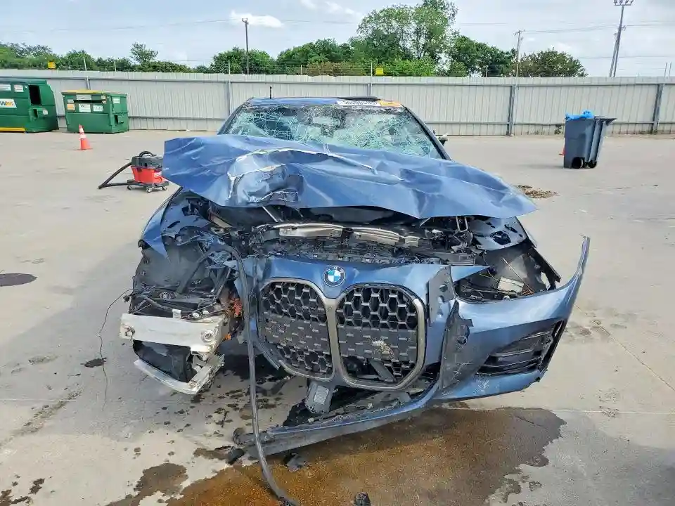 WBA13AR08MCE79258 2021 BMW M4-4