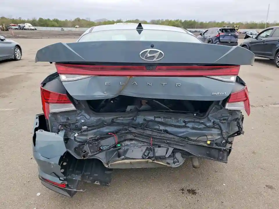 KMHLP4AG7NU366271 2022 HYUNDAI ELANTRA-5