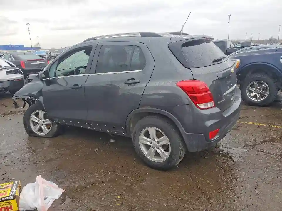 3GNCJPSB9KL349317 2019 CHEVROLET TRAX-2