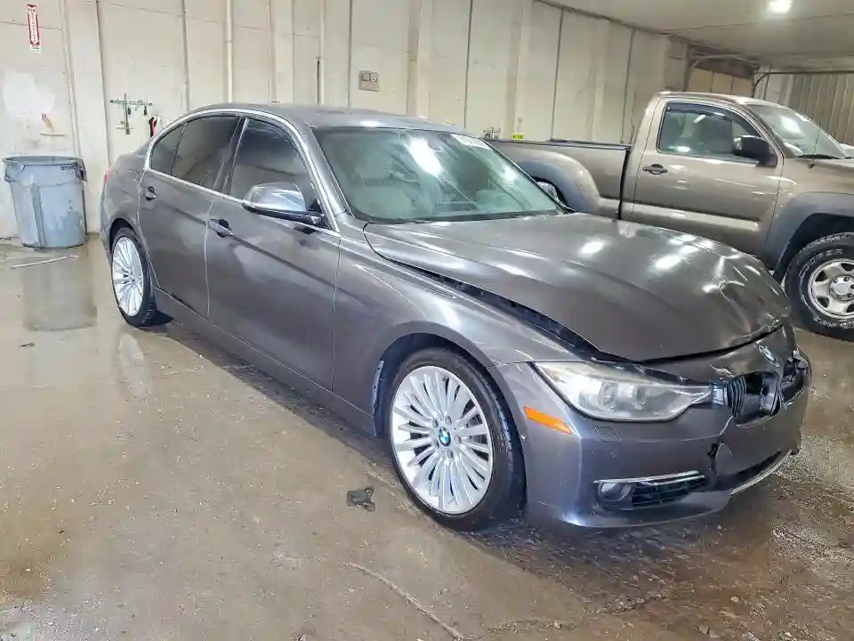 WBA3F9C55DF145090 2013 BMW 1 SERIES-3