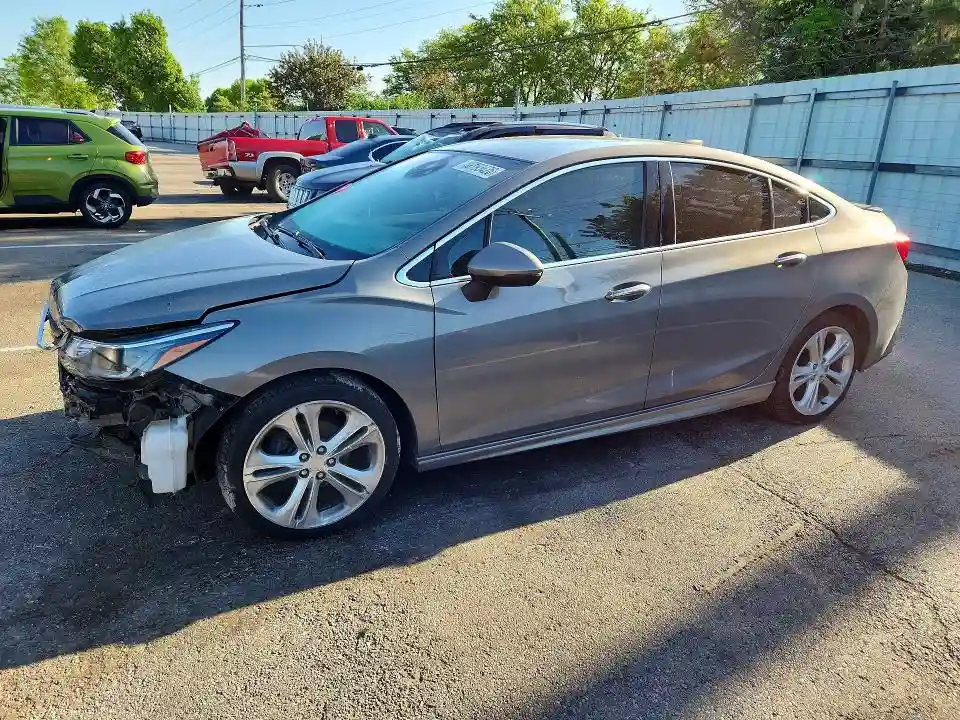 1G1BF5SM8H7195815 2017 CHEVROLET CRUZE-0