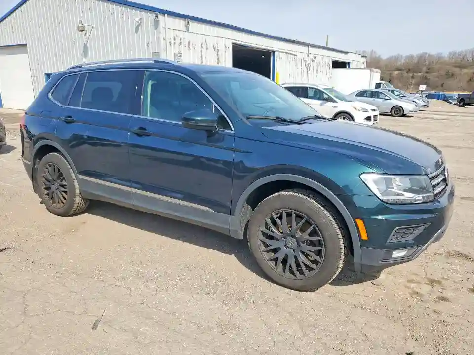 3VV3B7AX6KM154726 2019 VOLKSWAGEN TIGUAN-3