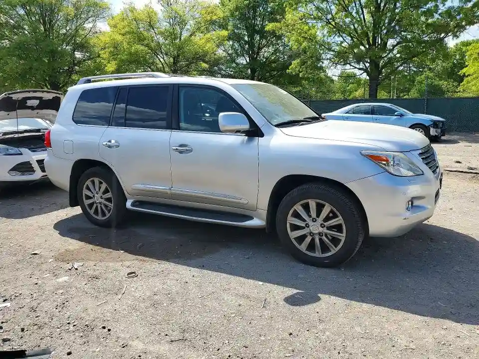 JTJHY7AX9B4082268 2011 LEXUS LX570-3