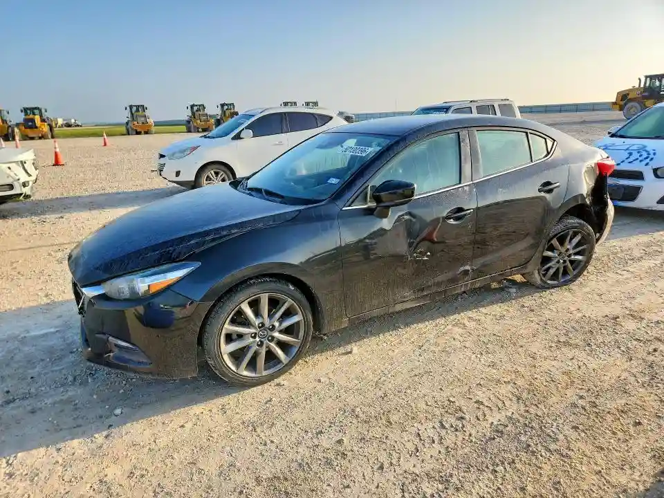 3MZBN1V38JM208240 2018 MAZDA 3-0