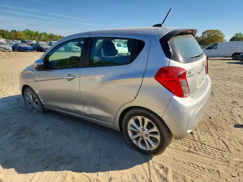 KL8CD6SA5LC442925 2020 CHEVROLET SPARK-1