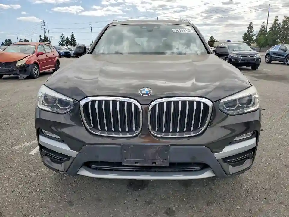 5UXTR7C59KLE98012 2019 BMW X3-4