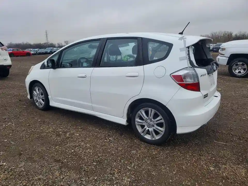 JHMGE8H57BS005250 2011 HONDA FIT-1