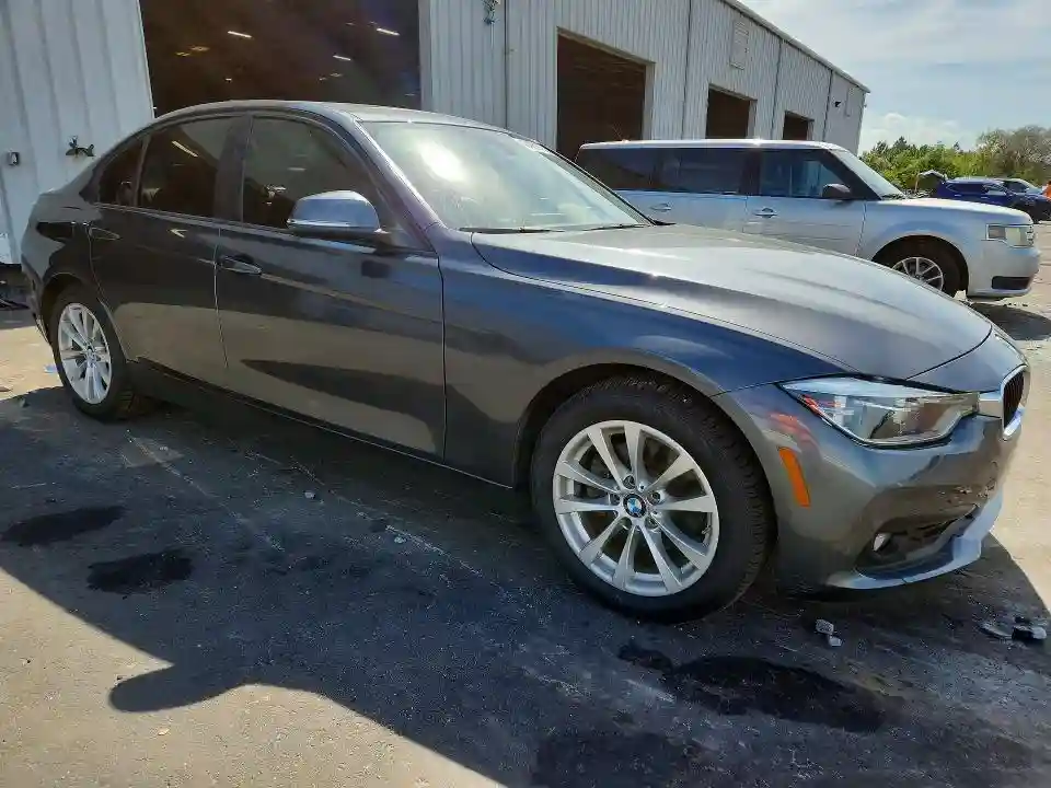 WBA8E1G50JNU90517 2018 BMW 3 SERIES-3