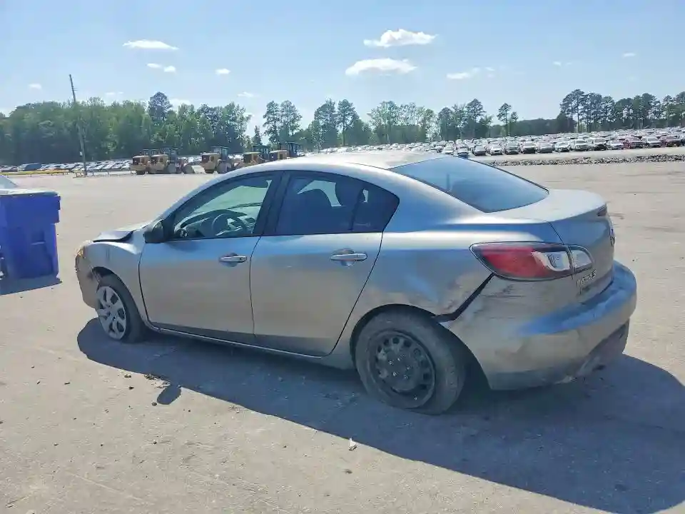 JM1BL1UF3B1413094 2011 MAZDA 3 I-1