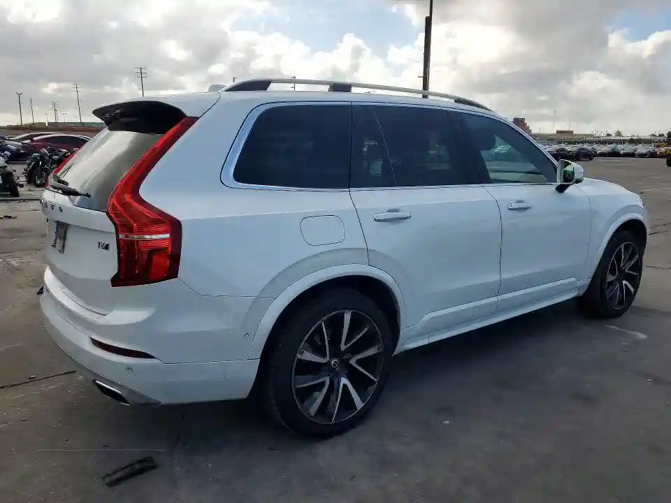 YV4A22PKXK1420425 2019 VOLVO XC90-2