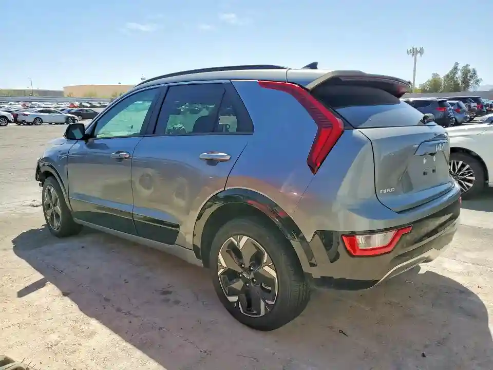 KNDCR3L1XR5110661 2024 KIA NIRO-1