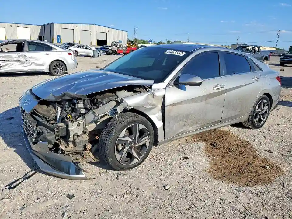 5NPLN4AG7NH070039 2022 HYUNDAI ELANTRA-0