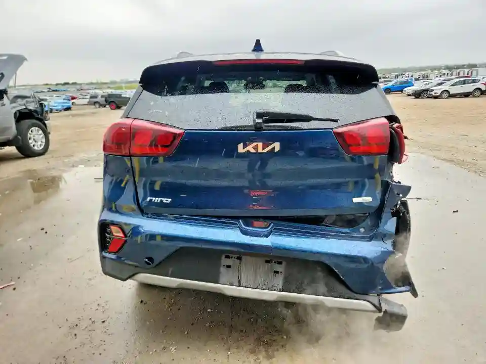 KNDCB3LC7N5533472 2022 KIA NIRO-5
