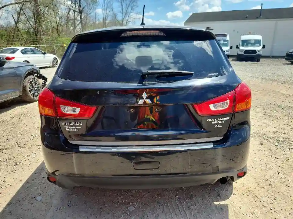 JA4AR3AW9GZ042259 2016 MITSUBISHI OUTLANDER-5