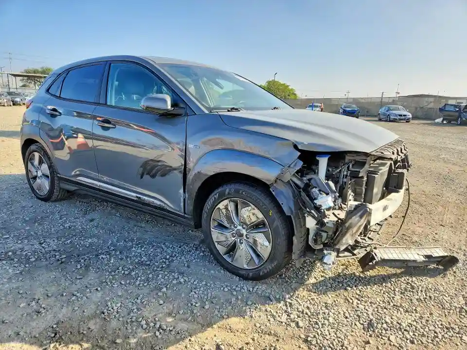 KM8K33AG4LU061177 2020 HYUNDAI KONA-3