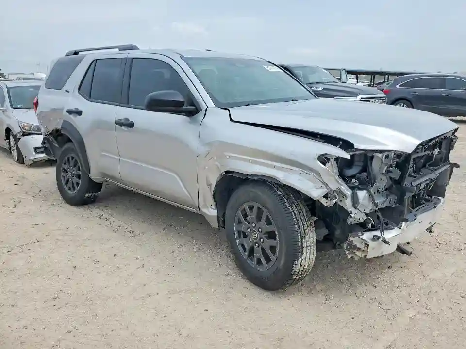 JTEVA5AR9S5006975 2025 TOYOTA 4RUNNER-3