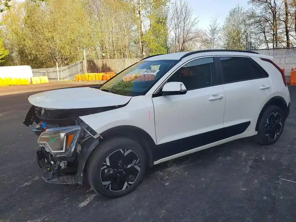 KNDCR3L10S5139057 2025 KIA NIRO-0