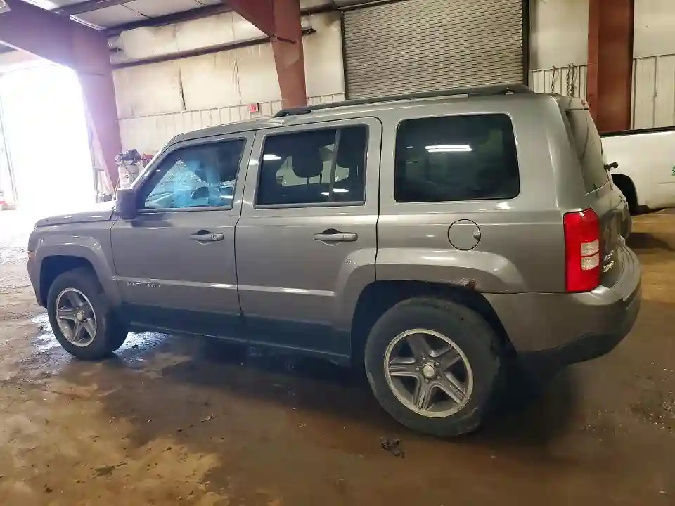 1C4NJRBB1CD597372 2012 JEEP PATRIOT-1