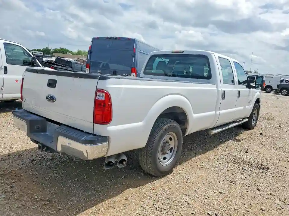 1FT8W3AT0FEC22240 2015 FORD F350-2