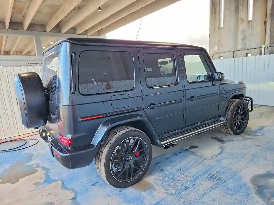 W1NYC7HJ7MX405777 2021 MERCEDES-BENZ G-CLASS-2