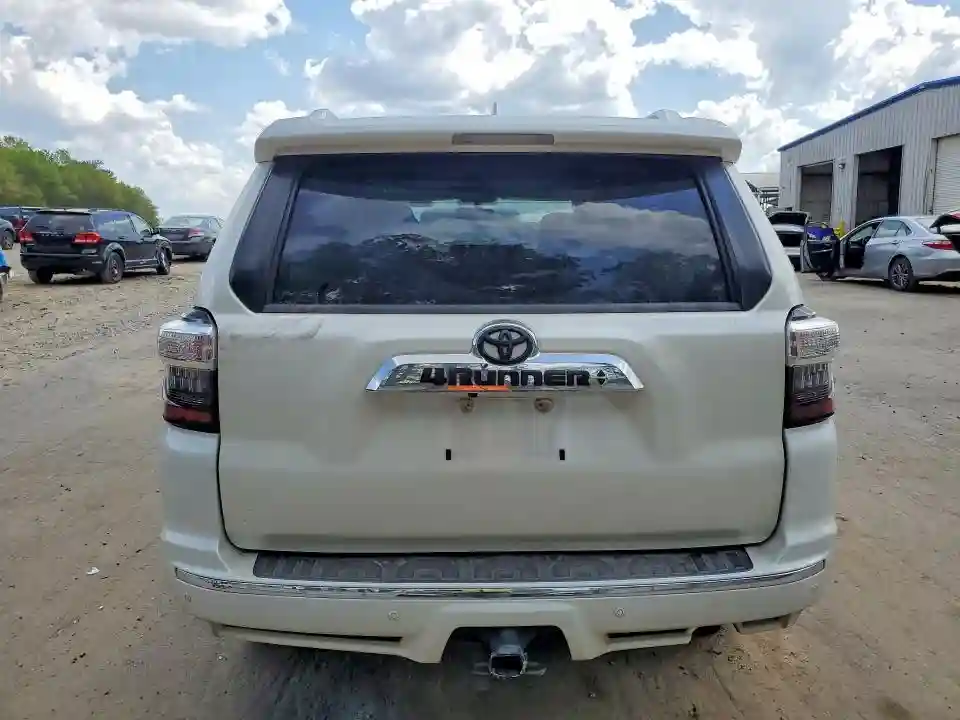 JTEZU5JR7J5190031 2018 TOYOTA 4RUNNER-5