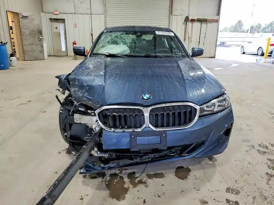 3MW89CW09S8E92115 2025 BMW 3 SERIES-4
