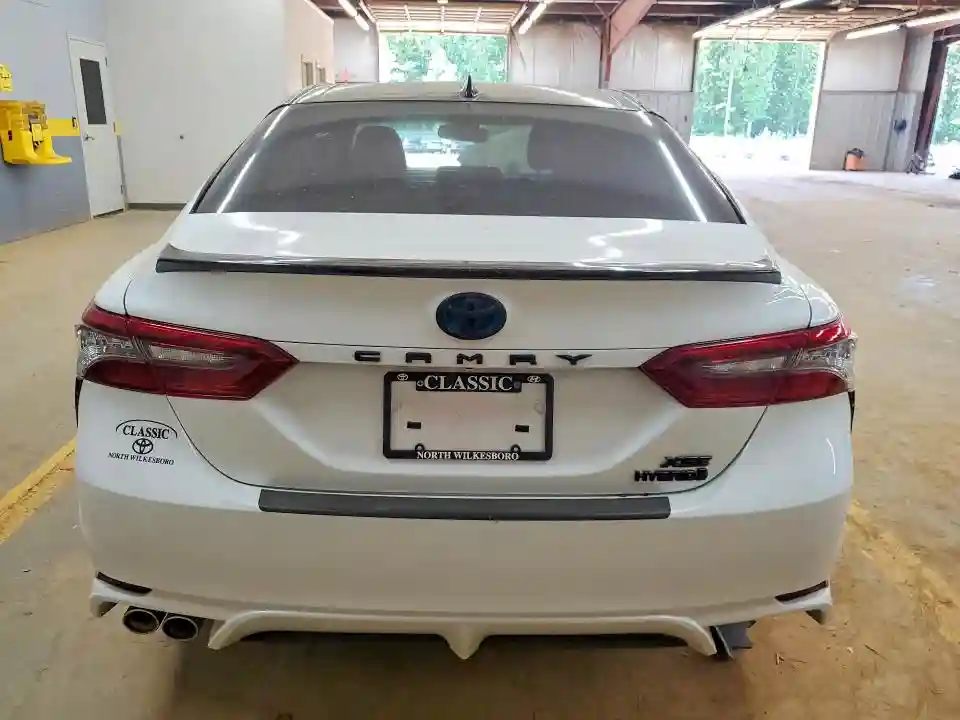 4T1K31AK0NU033257 2022 TOYOTA CAMRY SOLA-5