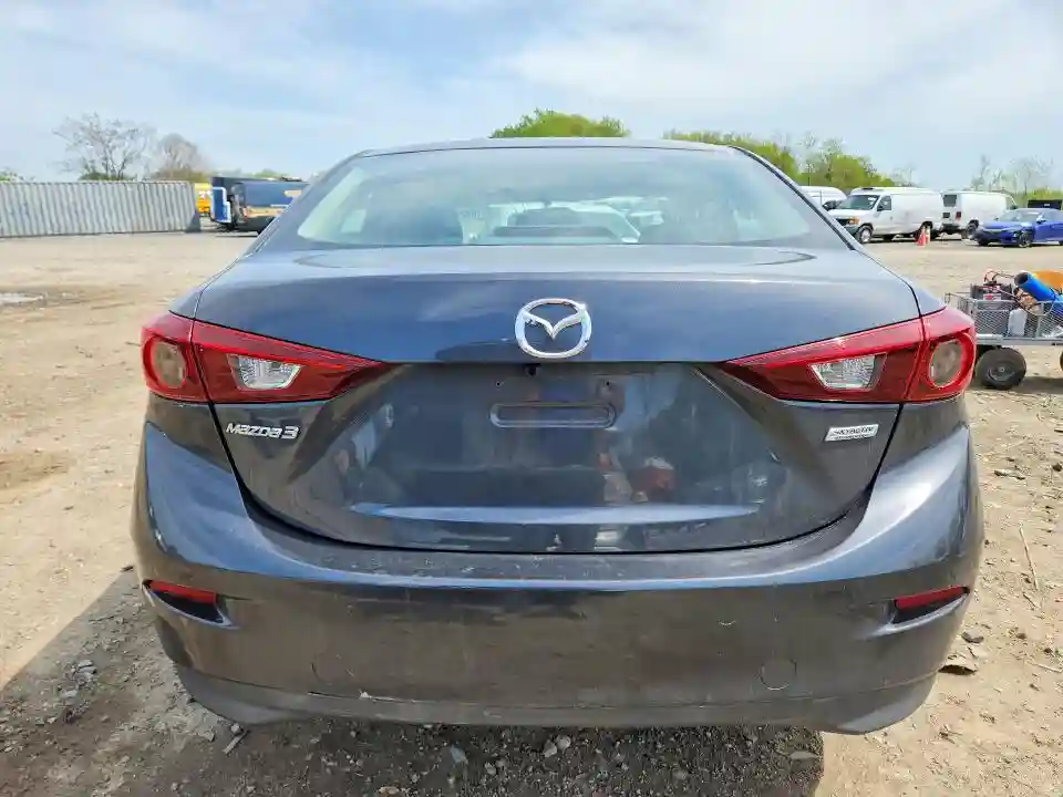 3MZBM1U73FM235814 2015 MAZDA 3-5