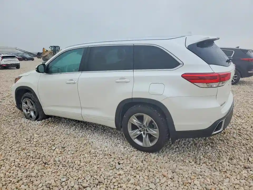 5TDDZRFH7JS821880 2018 TOYOTA HIGHLANDER-1