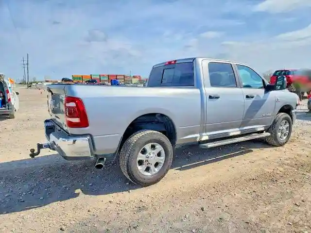3C6UR5DL9RG238132 2024 RAM 2500-2