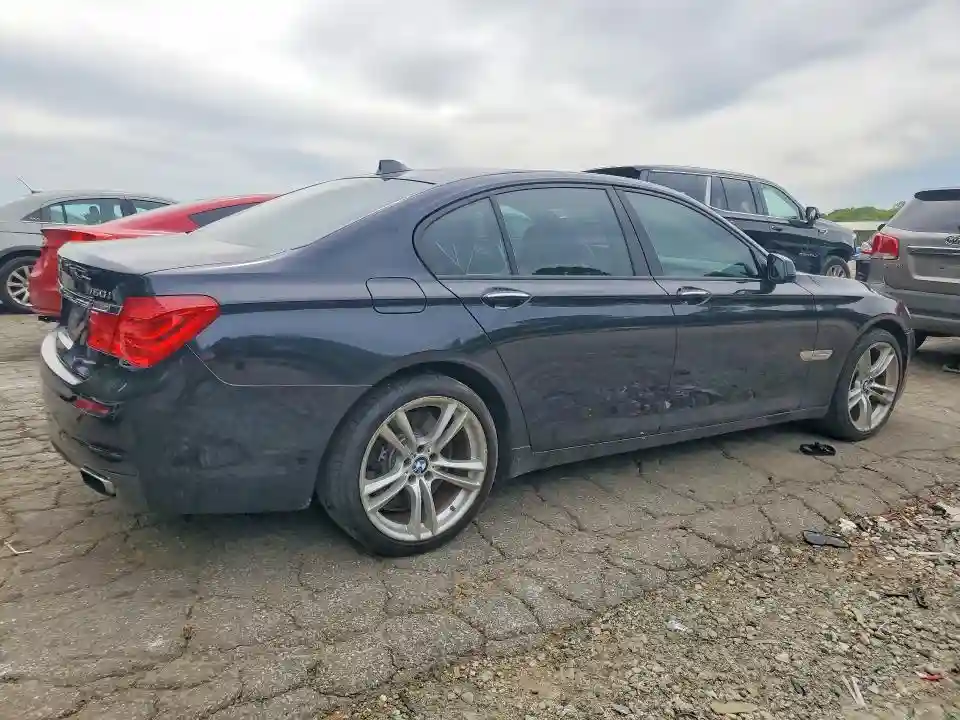 WBAKA8C53CCY37854 2012 BMW 7 SERIES-2