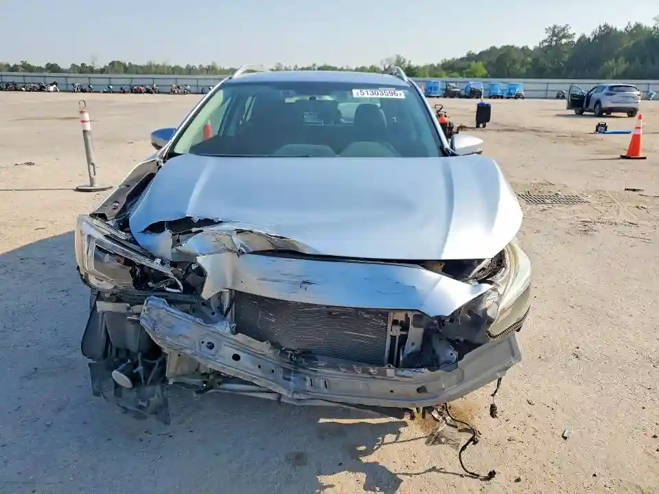 4S3GTAU6XH3709071 2017 SUBARU IMPREZA-4