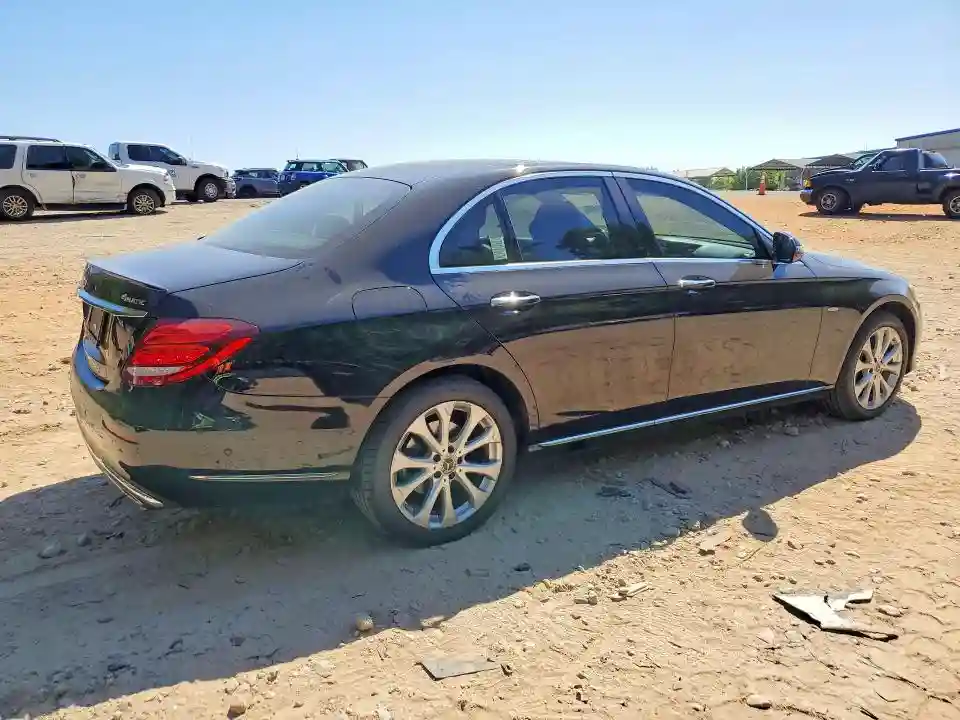 WDDZF4KB1JA355997 2018 MERCEDES-BENZ E-CLASS-2