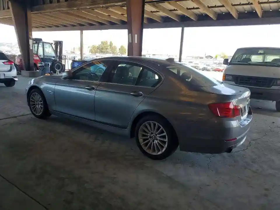 WBAFU7C56BC778512 2011 BMW 5 SERIES-1