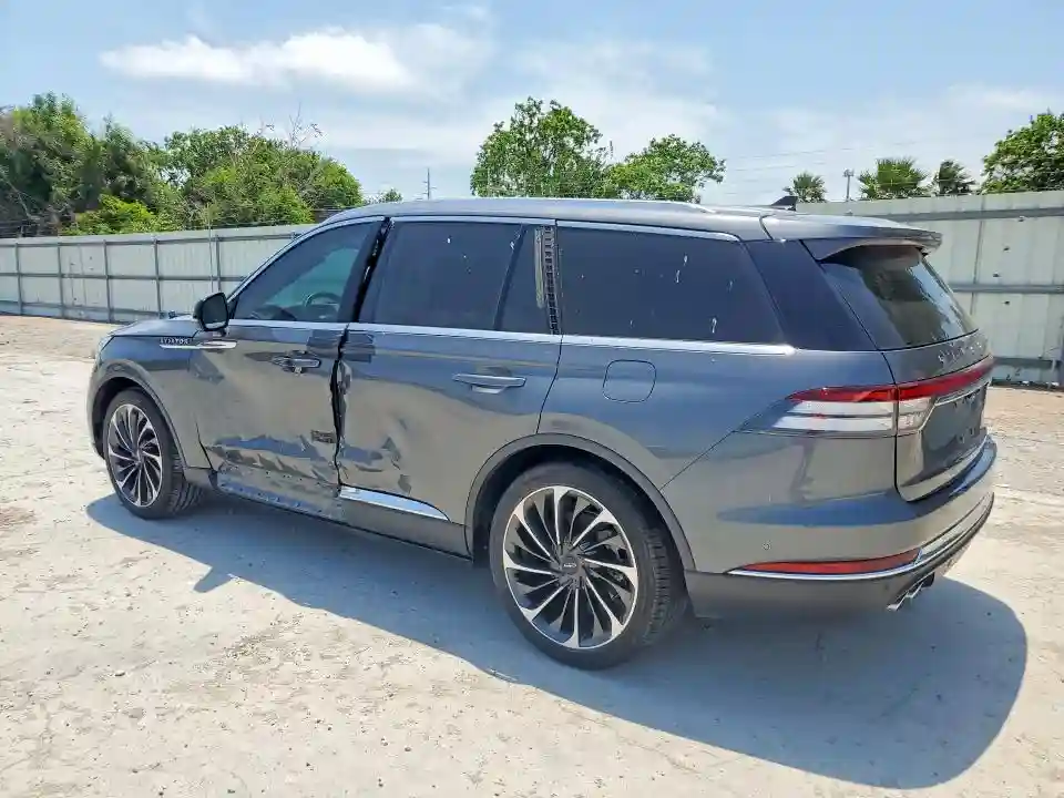 5LM5J7WC6RGL05898 2024 LINCOLN AVIATOR-1