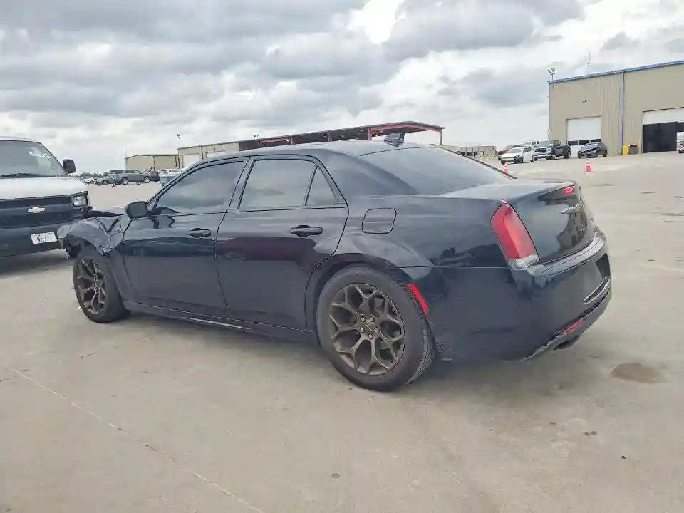 2C3CCABG8GH307737 2016 CHRYSLER 300-1