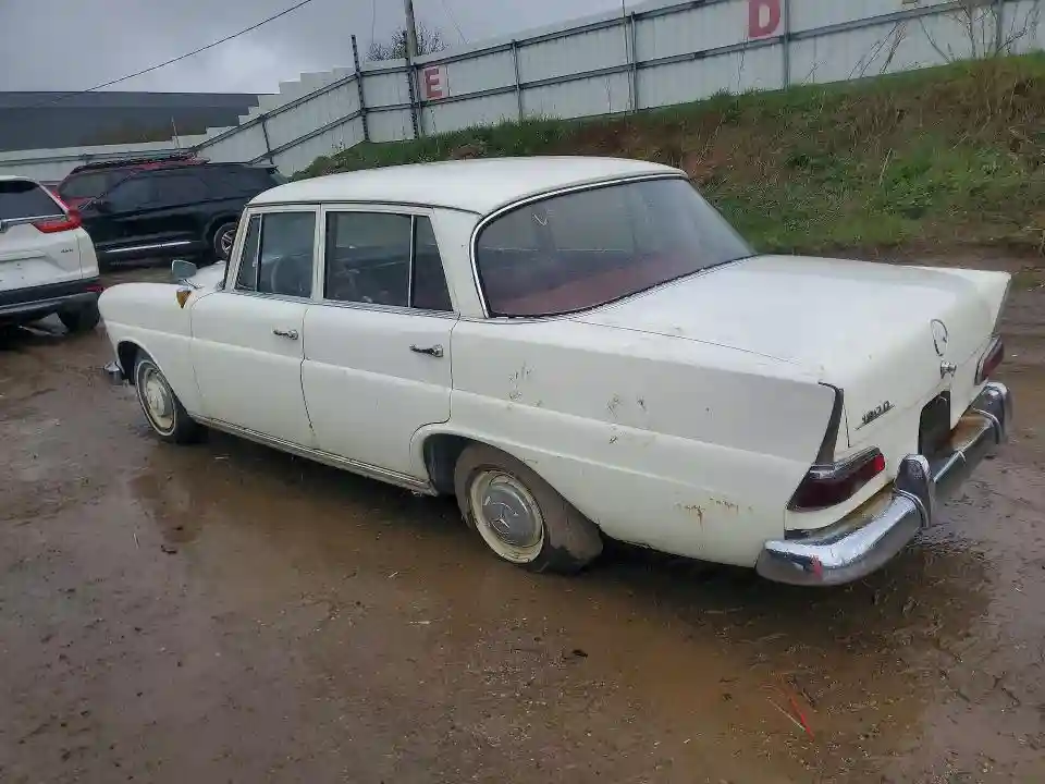 190DC041139D 1963 MERCEDES-BENZ 190-CLASS-1