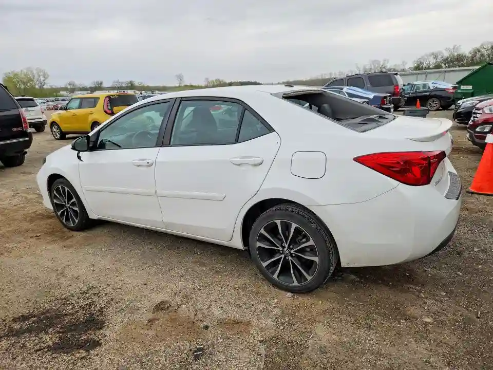 2T1BURHE2JC058734 2018 TOYOTA COROLLA-1