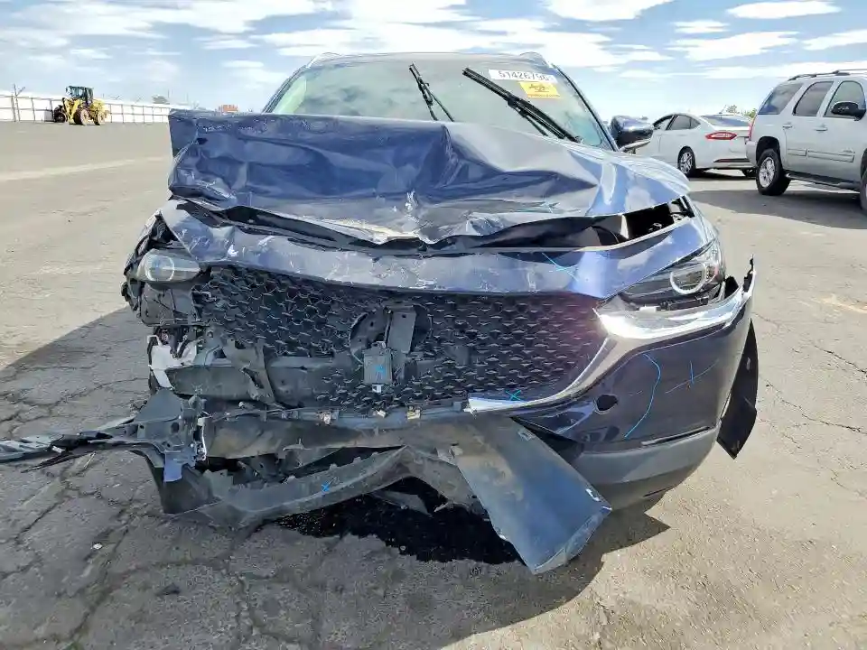 3MVDMBCM6SM798521 2025 MAZDA CX30-4