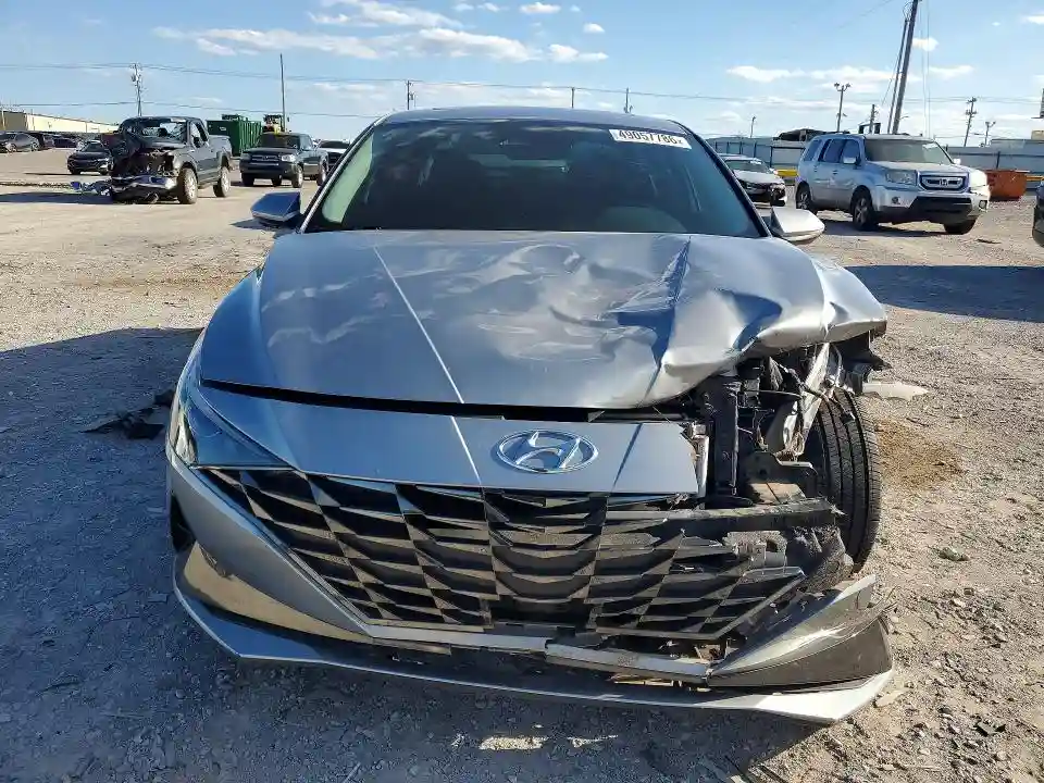5NPLN4AG7NH070039 2022 HYUNDAI ELANTRA-4