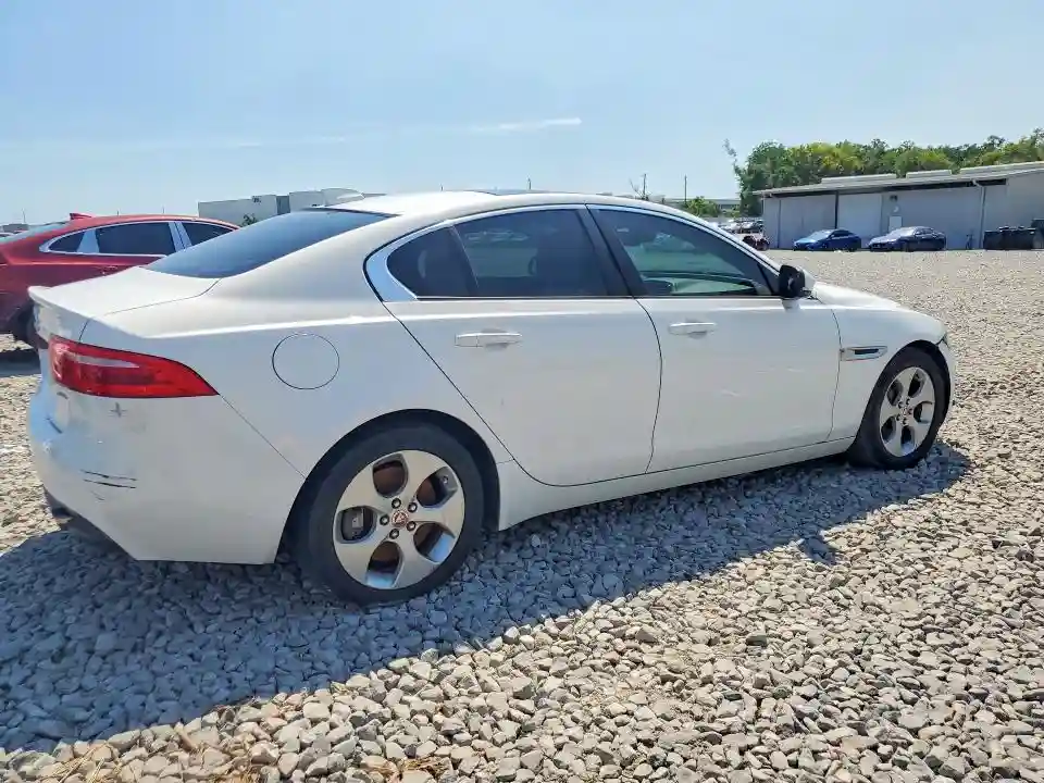 SAJAR4BG4HA973613 2017 JAGUAR XE-2